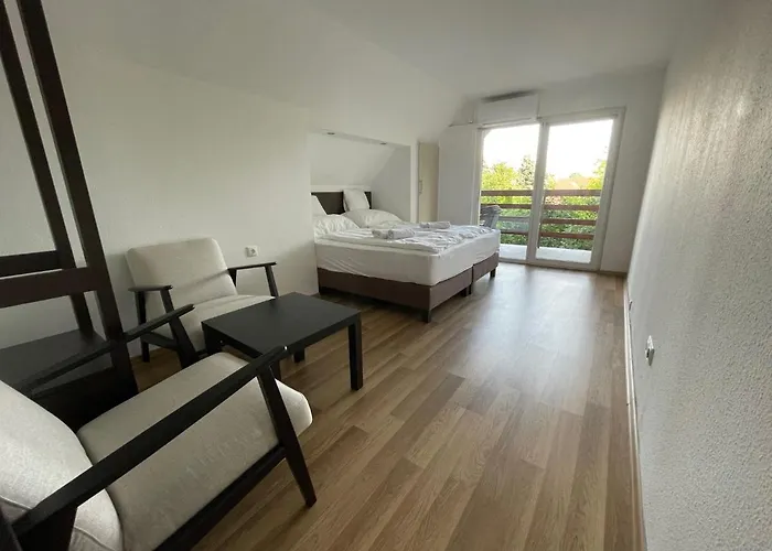 Varlak Vendeghaz Apartman 2