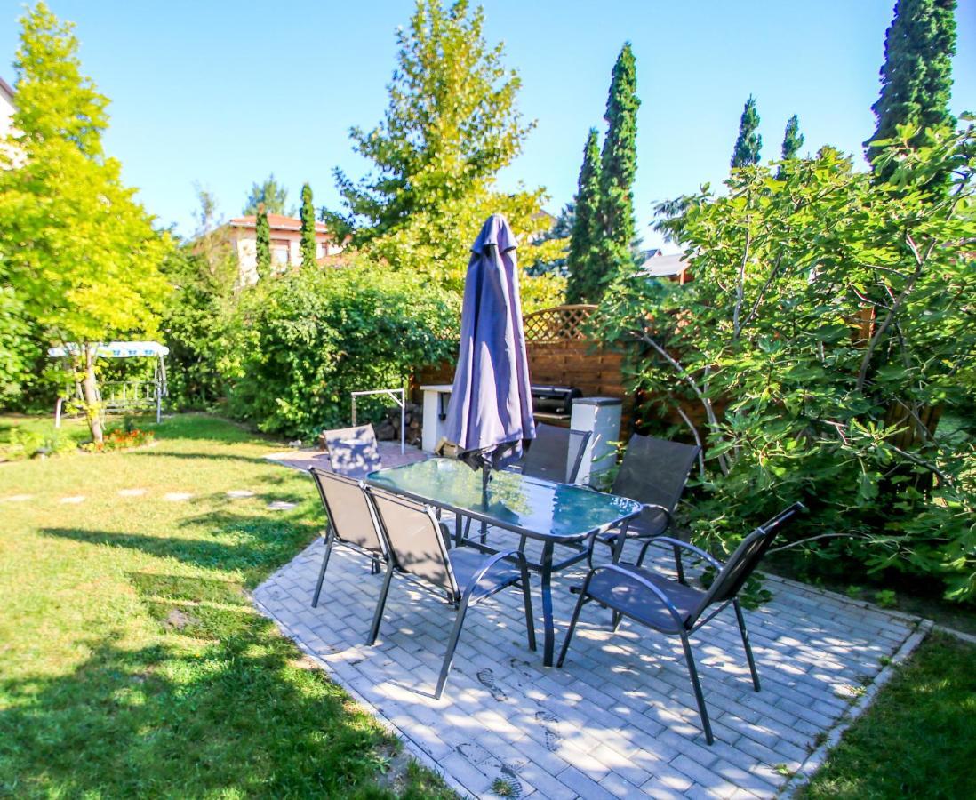 Varlak Vendeghaz 2 Apartmán Siófok